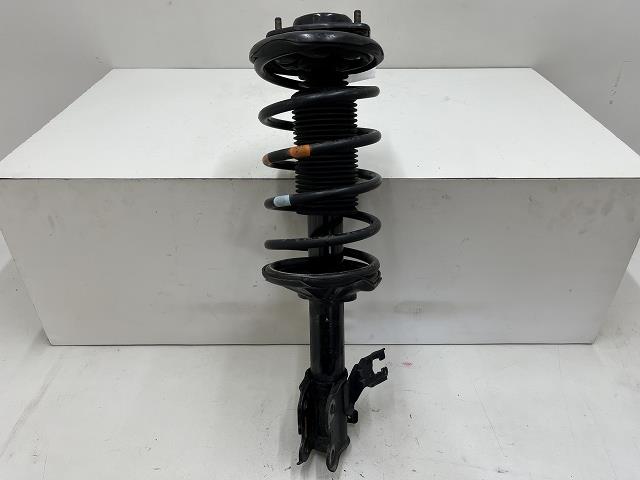 【中古】中古部品 ファミリア BWHY10 右ﾌﾛﾝﾄｽﾄﾗｯﾄ 【3310070100-000596585550110】 16,060円