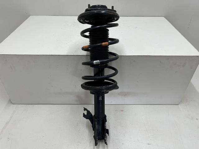 【中古】中古部品 ファミリア BWHY10 左ﾌﾛﾝﾄｽﾄﾗｯﾄ 【3310070100-000596585450210】