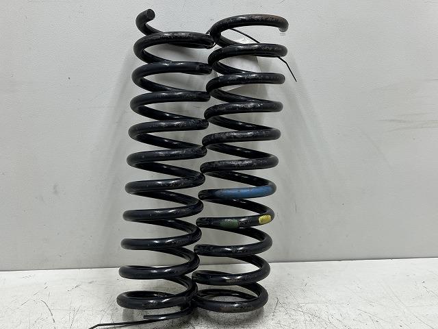 【中古】中古部品 ベンツ SLクラス 129076 リアスプリングセット 【3310070100-000623011251400】|e-cleマート