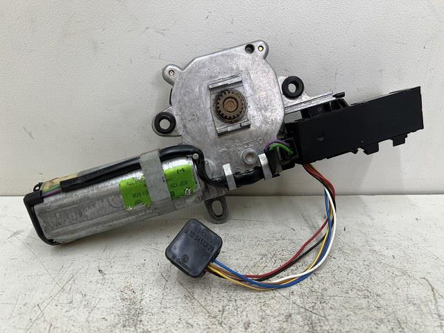 【中古】中古部品 ベンツ Cクラス 202A36S その他 ﾓｰﾀｰ 【3310070100-000560730669400】