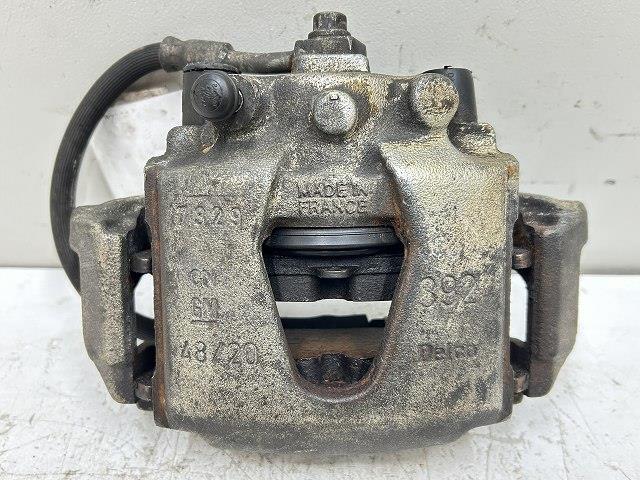 【中古】中古部品 オペル ヴィータ XG140 右ﾌﾛﾝﾄｷｬﾘﾊﾟｰ 【3310070100-000098114444330】