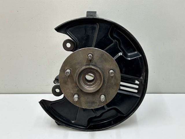 【中古】中古部品 テリオスキッド J111G 右ﾌﾛﾝﾄﾅｯｸﾙﾊﾌﾞ 【3310070100-000265591744310】