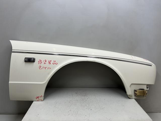【中古】中古部品 ディムラー DLH 右ﾌﾛﾝﾄﾌｪﾝﾀﾞｰ 【3310070100-000222768310600】