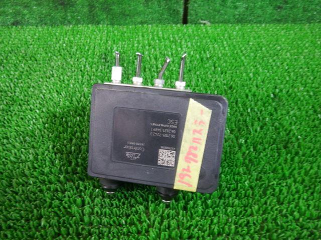 【中古】中古部品 ハスラー MR31S ABSｱｸﾁｭｴｰﾀｰ 【3330240100-000193078242500】