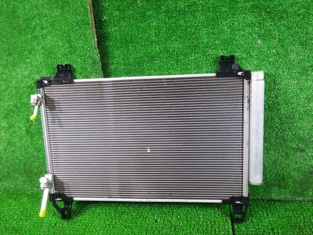 【中古】中古部品 ポルテ NCP145 コンデンサー 【3330240100-000193093260600】