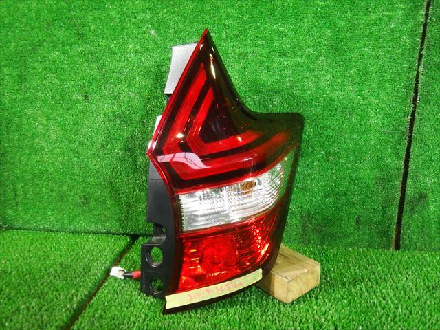【中古】中古部品 ノート HE12 右ﾃｰﾙﾗﾝﾌﾟ 【3330240100-000203009015500】