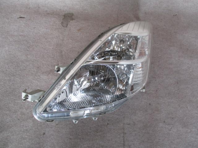 【中古】中古部品 アイシス ANM15G 左ﾍｯﾄﾞﾗﾝﾌﾟ 【3330220100-001348301310900】 11,724円