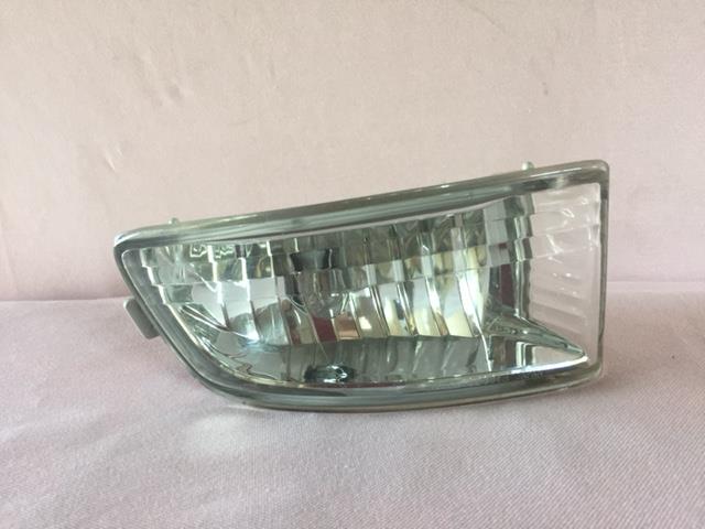 【中古】中古部品 マーク GX115 右ﾌｫｸﾞﾗﾝﾌﾟ 【3330430100-000981065610850】