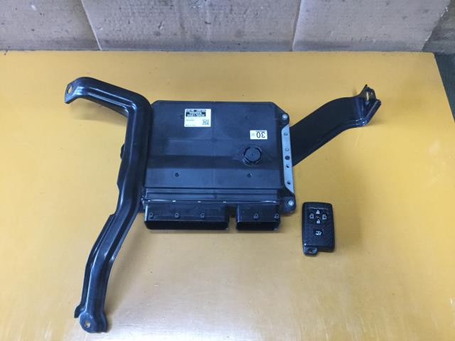 【中古】中古部品 ヴェルファイア ANH25W ｴﾝｼﾞﾝｺﾝﾋﾟｭｰﾀｰ 【3330960100-001534387263100】