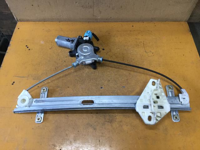 【中古】中古部品 オデッセイ RB2 右ﾘｱﾄﾞｱﾚｷﾞｭﾚｰﾀ･ﾓｰﾀｰ 【3330960100-001683606513320】