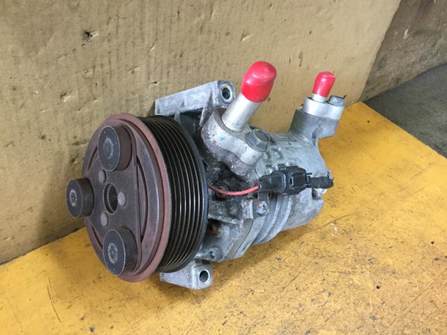 中古部品 キューブ NZ12 A Cｺﾝﾌﾟﾚｯｻｰ 