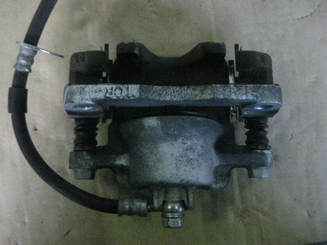【中古】中古部品 ワゴンＲ MH23S 右ﾌﾛﾝﾄｷｬﾘﾊﾟｰ 【3310050100-000862555144330】