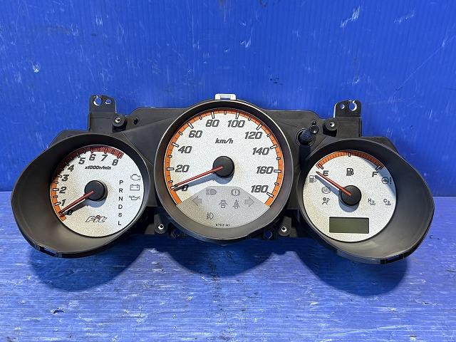 中古部品 フィット GD1 スピードメーター