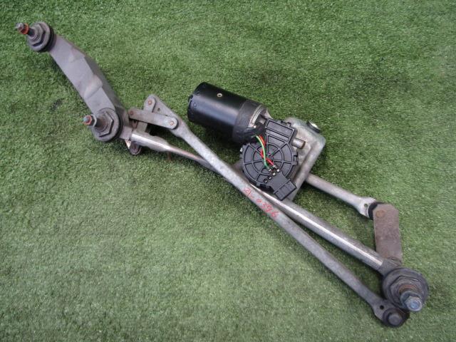 【中古】中古部品 プジョー 206 T1NFU ﾌﾛﾝﾄﾜｲﾊﾟｰﾓｰﾀｰ 【3330200100-210396000061600】
