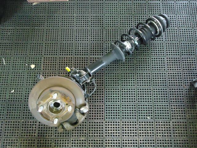 【中古】中古部品 アルト HA36V 右フロントストラット 【3330660100-001629631150100】