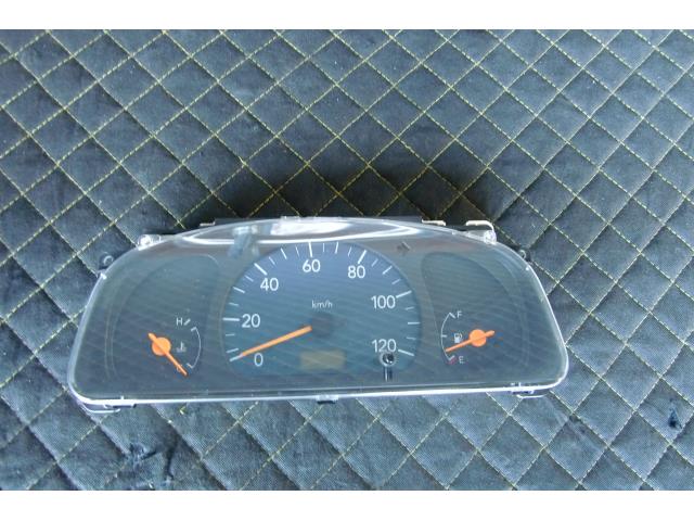 【中古】中古部品 エブリィ DA62V ｽﾋﾟｰﾄﾞﾒｰﾀｰ 【3330660100-001677216261400】