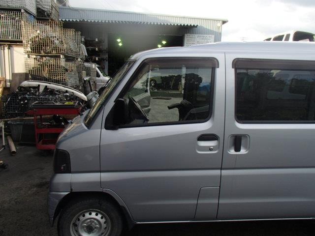 【中古】中古部品 クリッパー U72V 左ﾌﾛﾝﾄﾄﾞｱ 【3330490100-001113289813200】 13,460円