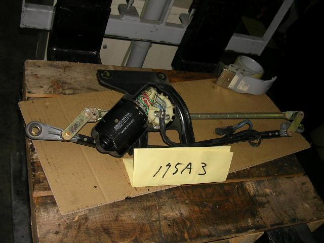 【中古】中古部品 クーペフィアット 175A3 ﾌﾛﾝﾄﾜｲﾊﾟｰﾓｰﾀｰ 【3330490100-000836417561600】