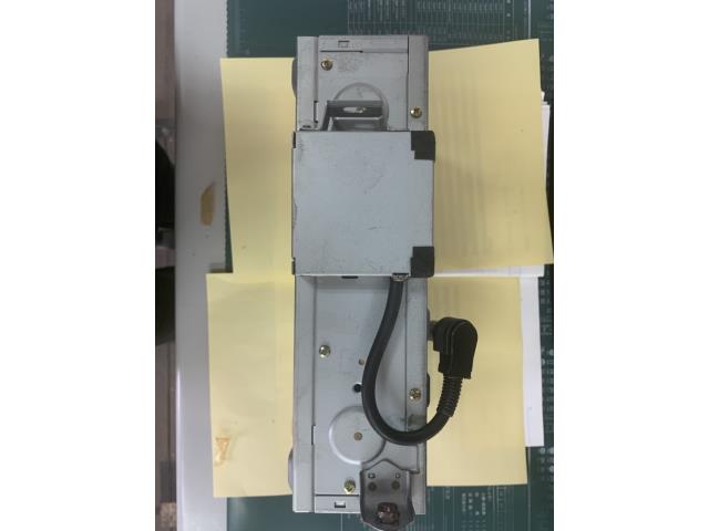 【中古】中古部品 クラウンマジェスタ UZS151 CDﾁｪﾝｼﾞｬｰ 【3330490100-000444999761250】 9,198円