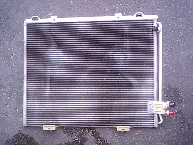 【中古】中古部品 ベンツ Eクラス 210065 ｺﾝﾃﾞﾝｻｰ 【3330490100-000797084960600】