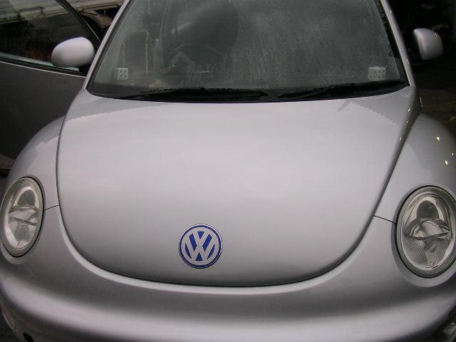 【中古】中古部品 VW ニュービートル 9CAQY ﾎﾞﾝﾈｯﾄﾌｰﾄﾞ 【3330490100-000989868610500】