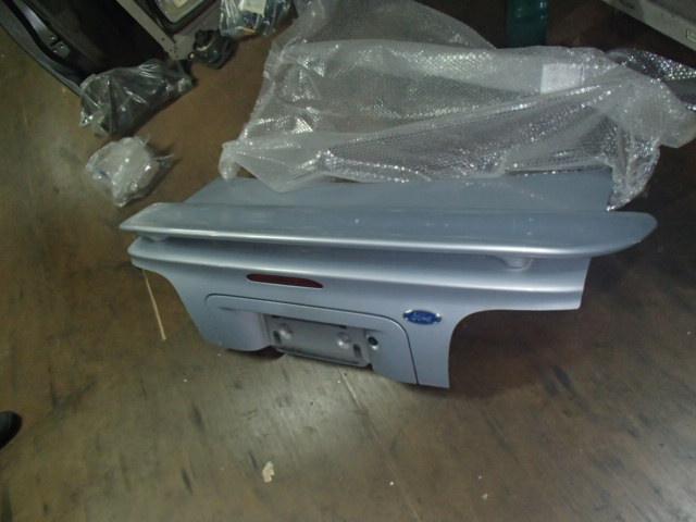 【中古】中古部品 フォード マスタング 1FA4P40 ﾄﾗﾝｸﾘｯﾄﾞ 【3330490100-000481118315300】