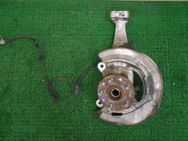 【中古】中古部品 レクサス LS UVF46 右ﾌﾛﾝﾄﾅｯｸﾙﾊﾌﾞ 【3310540000-001580280944310】