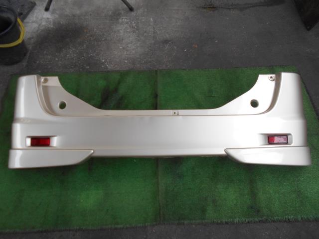【中古】中古部品 パレット MK21S ﾘｱﾊﾞﾝﾊﾟｰ 【3330190100-001704490515100】