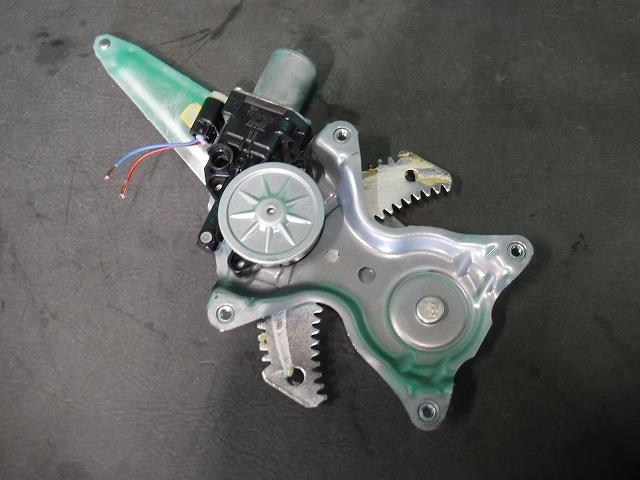 【中古】中古部品 タント LA600S 左リアドアレギュレータ・モーター 【3340140100-000021394713420】