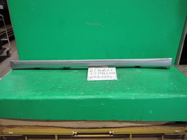 【中古】中古部品 ミラアヴィ L250S 右ｻｲﾄﾞｽﾃｯﾌﾟ 【3330340100-220218000813700】