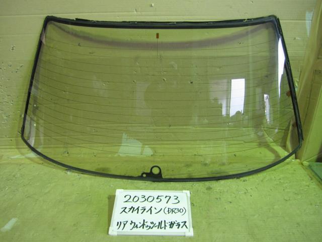 【中古】中古部品 スカイライン DR30 ﾘｱｳｲﾝﾄﾞｶﾞﾗｽ 【3330340100-001646848715700】