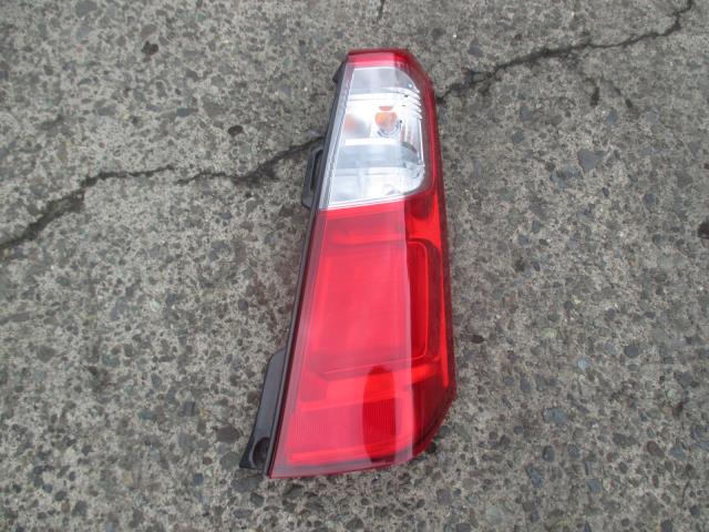 【中古】中古部品 ワゴンＲ MH34S 右ﾃｰﾙﾗﾝﾌﾟ 【3330410100-001444756315500】