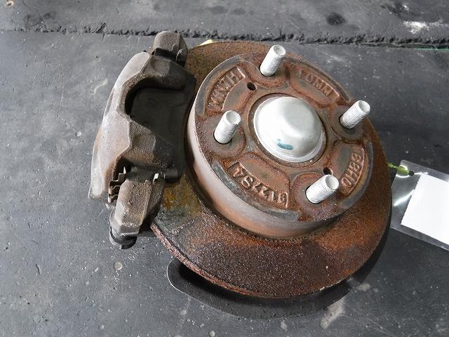 【中古】中古部品 キャリィ DA65T 右ﾌﾛﾝﾄﾅｯｸﾙﾊﾌﾞ 【3340140100-001354465344310】