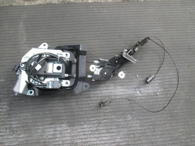 【中古】中古部品 ルークス ML21S ｸﾛｰｻﾞｰﾄﾞｱﾓｰﾀｰ 【3330410100-001398991966100】
