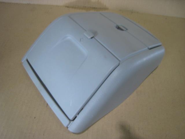 【中古】中古部品 エブリィ DA62W ｺﾝｿｰﾙﾎﾞｯｸｽ 【3340220100-000223005577100】｜e-cleマート