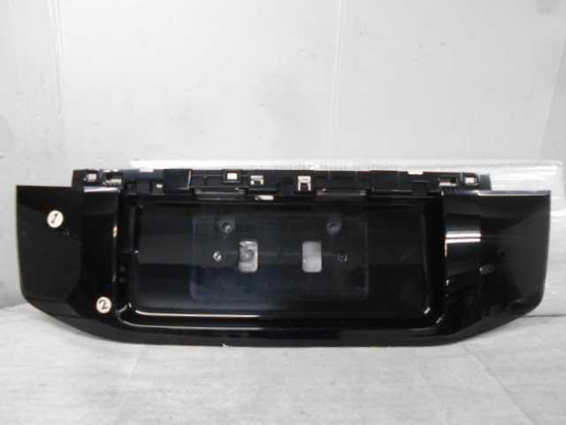【中古】中古部品 ランドクルーザープラド TRJ150W ﾘｱﾌｨﾆｯｼｬｰﾊﾟﾈﾙ 【3380050000-000032198315200】