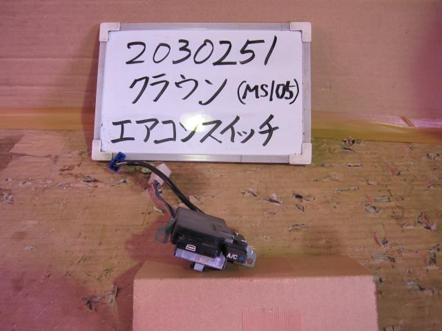 【中古】中古部品 クラウン MS105 A/Cｽｲｯﾁﾊﾟﾈﾙ 【3330340100-001607568860900】