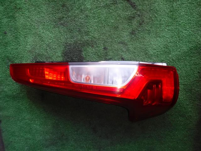 【中古】中古部品 デイズ B21W 左ﾃｰﾙﾗﾝﾌﾟ 【3330450100-220302000215600】 5,701円
