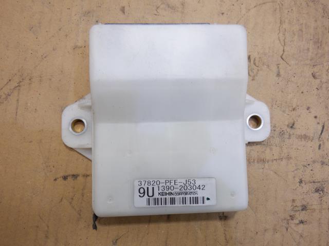 【中古】中古部品 バモス HM1 ｴﾝｼﾞﾝｺﾝﾋﾟｭｰﾀｰ 【3310250100-000223002063100】
