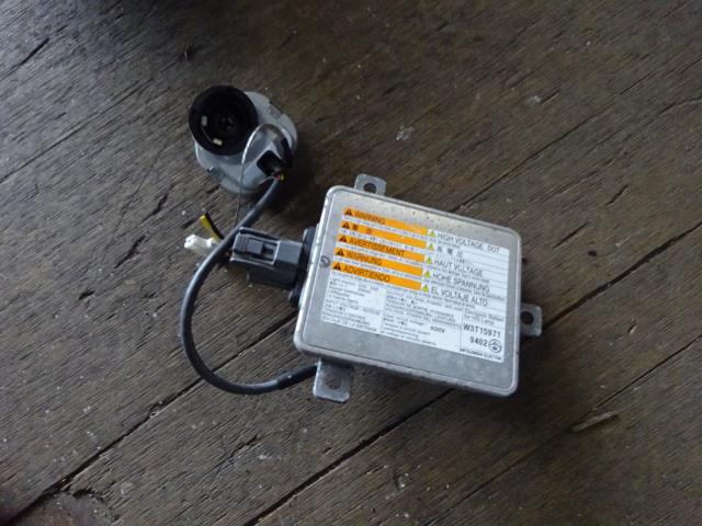 【中古】中古部品 ワゴンＲ MH23S ﾗｲﾄｺﾝﾄﾛｰﾙﾕﾆｯﾄ 【3310410000-000223004110810】
