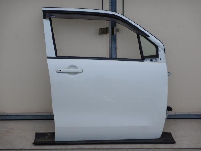 【中古】中古部品 ワゴンＲ MH44S 右ﾌﾛﾝﾄﾄﾞｱ 【3330920100-001638118513100】
