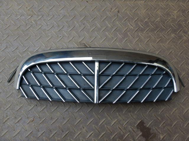 【中古】中古部品 マーチ AK12 ラジエータグリル 【3330920100-001641744110400】