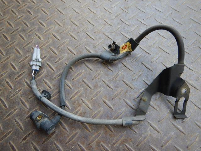 【中古】中古部品 アリスト JZS160 ABSｾﾝｻｰ 【3330920100-001688120663450】
