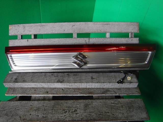 【中古】中古部品 ソリオ MA15S ﾘｱﾌｨﾆｯｼｬｰﾊﾟﾈﾙ 【3340140100-001449271515200】