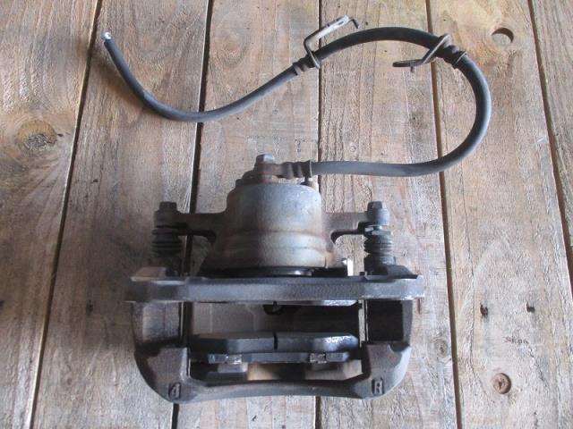 【中古】中古部品 ヴェルファイア ANH20W 右ﾌﾛﾝﾄｷｬﾘﾊﾟｰ 【3500080000-211204000144330】