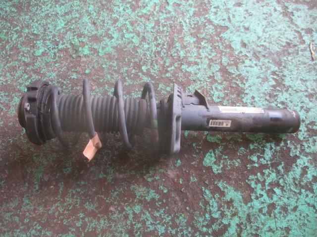 【中古】中古部品 VW ゴルフ 1KBLP 左ﾌﾛﾝﾄｽﾄﾗｯﾄ 【3500080000-000213226450210】