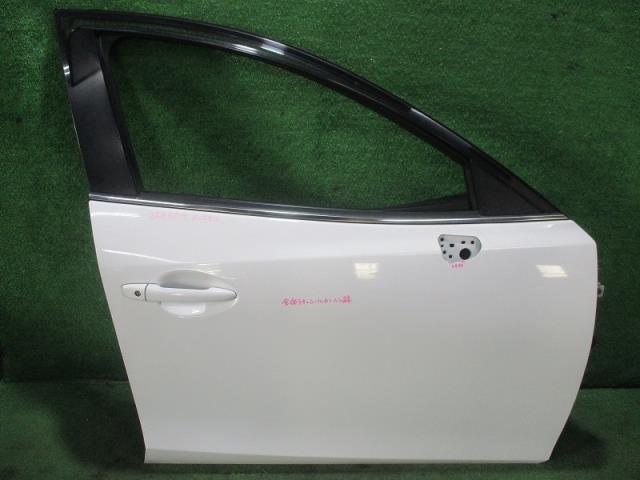【中古】中古部品 アクセラ BM6FJ 右ﾌﾛﾝﾄﾄﾞｱ 【3500080000-001697522313100】