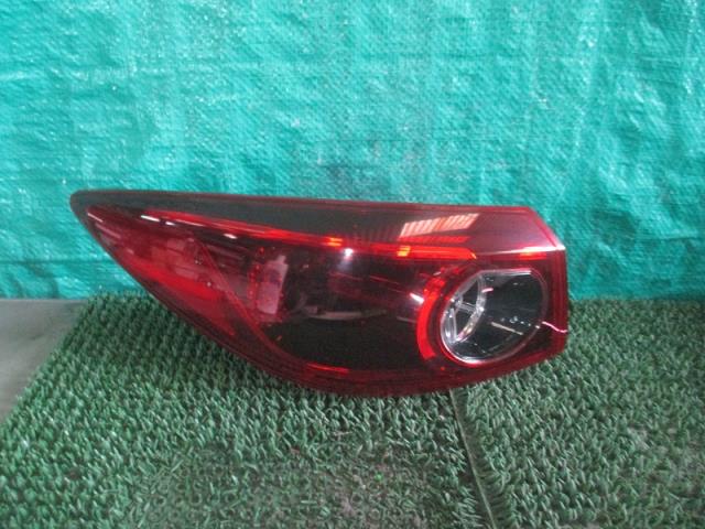 【中古】中古部品 アクセラ BM6FJ 左ﾃｰﾙﾗﾝﾌﾟ 【3500080000-000213146415600】