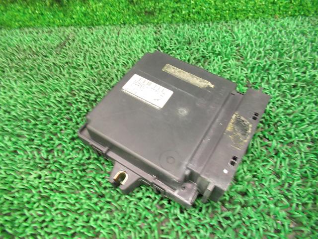 【中古】中古部品 ＡＺワゴン MD21S ｴﾝｼﾞﾝｺﾝﾋﾟｭｰﾀｰ 【3330210100-001675938663100】