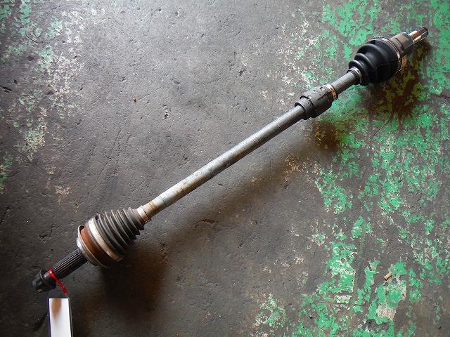 【中古】中古部品 ベルタ SCP92 右ﾌﾛﾝﾄﾄﾞﾗｲﾌﾞｼｬﾌﾄ 【3340140100-001176827542100】